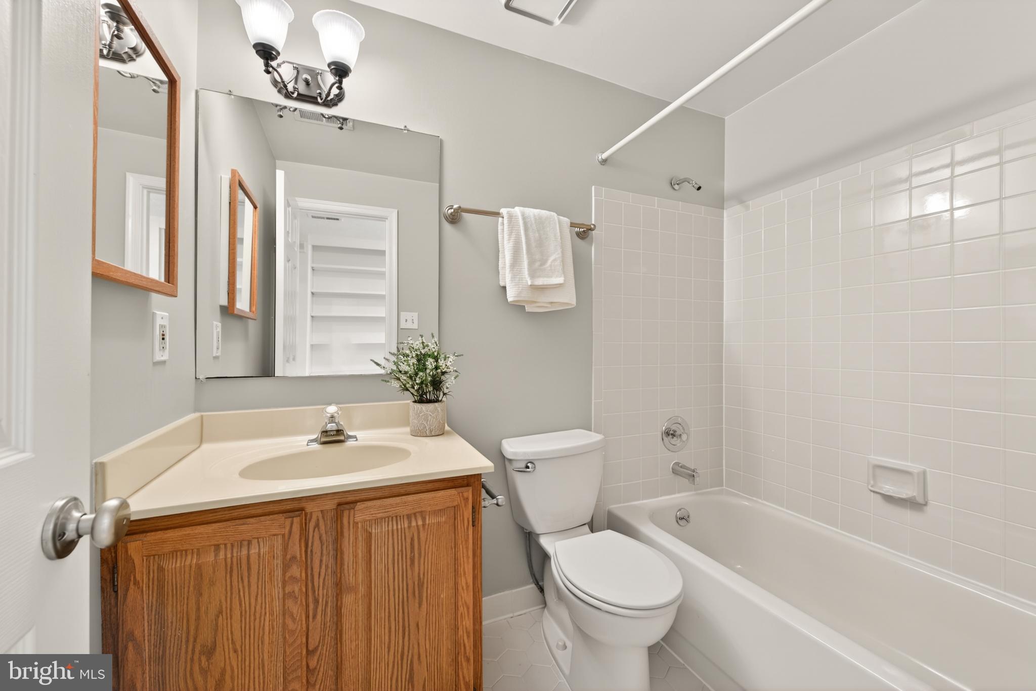 11792 Great Owl Circle Reston, VA 20194 - Photo 32 of 56