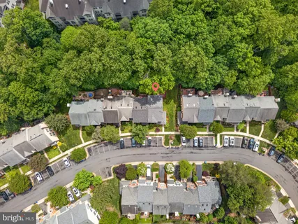 $750,000 | 11792 Great Owl Circle, Reston, VA 20194