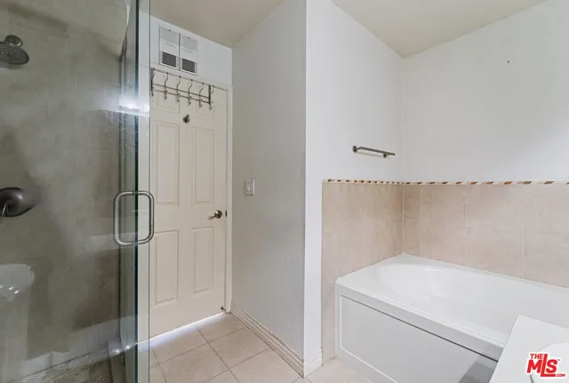 $2,499 | 121 South Hope Street, Unit 313, Los Angeles, CA 90012