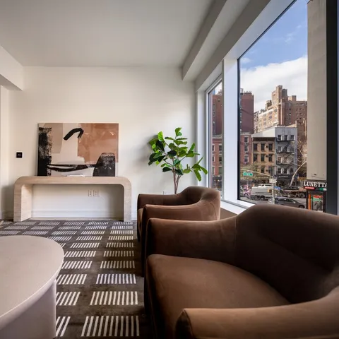 $3,650,000 | 200 East 20th Street, Unit 2C | Gramercy