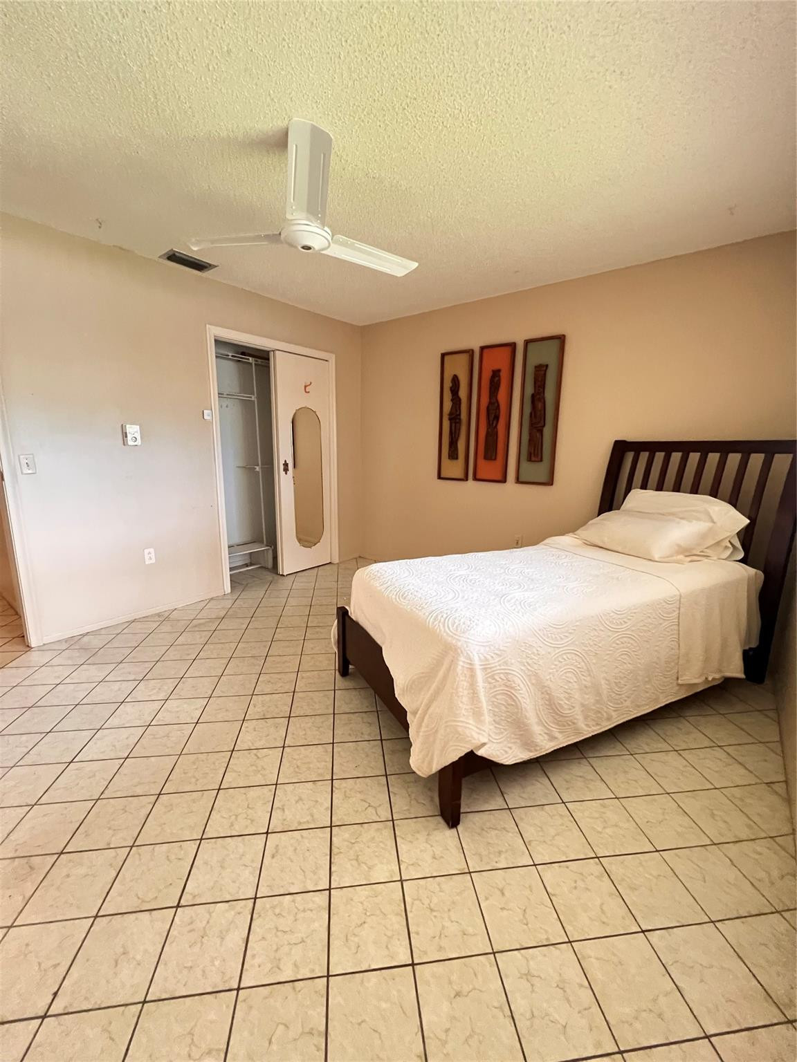 2640 North Pine Island Road Sunrise, FL 33322 - Photo 9 of 16 Photo 9