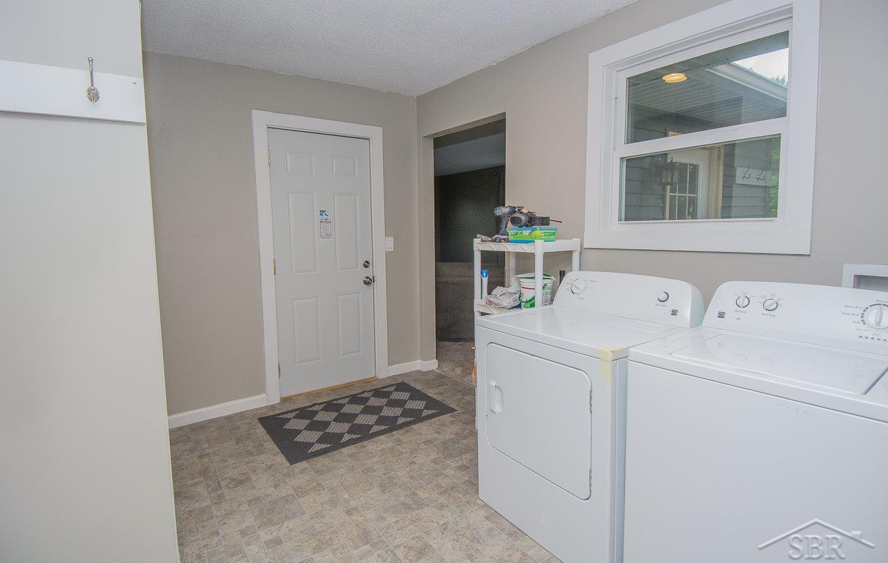 15983 Ithaca Road St. Charles, MI 48655 - Photo 24 of 30 31389628-23.JPG