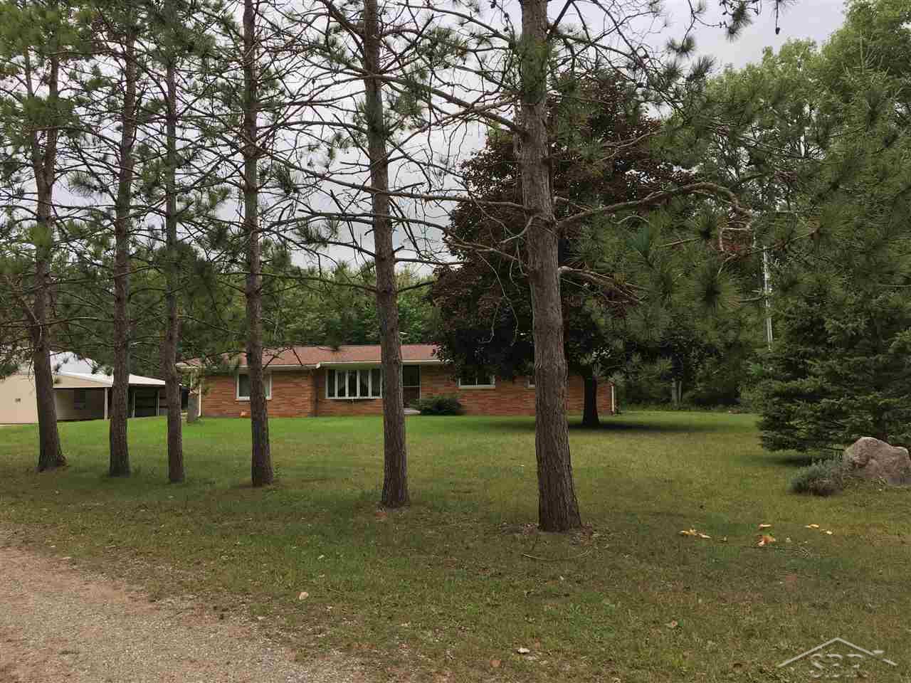 2693 North Fordney Road Hemlock, MI 48626 - Photo 16 of 16 31359602-15.JPG