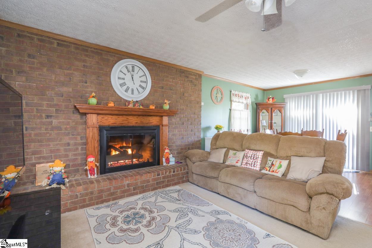 105 McJunkin Road Central, SC 29630 - Photo 4 of 34 Gallery Image 4