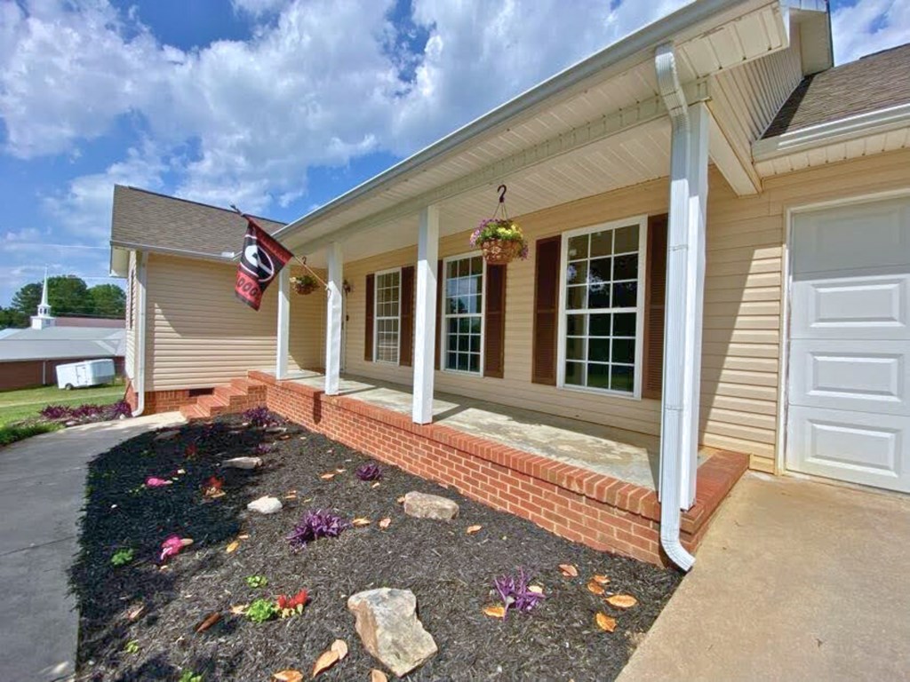 618 Sitton Road South Chatsworth, GA 30705 - Photo 2 of 17 Gallery Image 2