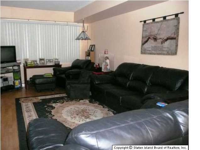 291 Signs Road, Unit A Staten Island, NY 10314 - Photo 7 of 10 Additional Photo