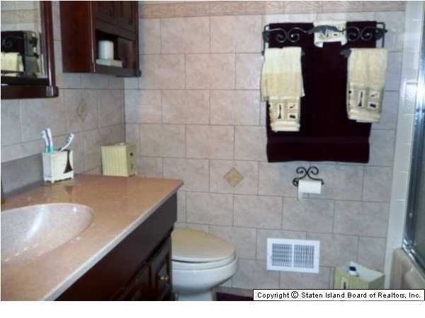291 Signs Road, Unit A Staten Island, NY 10314 - Photo 9 of 10 Additional Photo