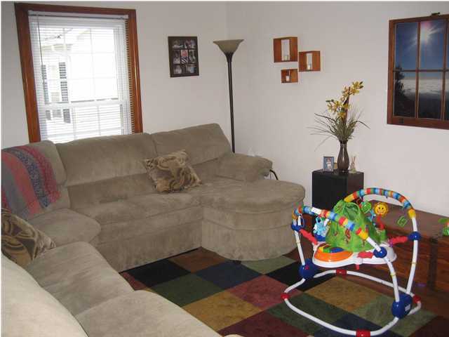 3211 Maple Road Louisville, KY 40299 - Photo 2 of 18 Additional Photo