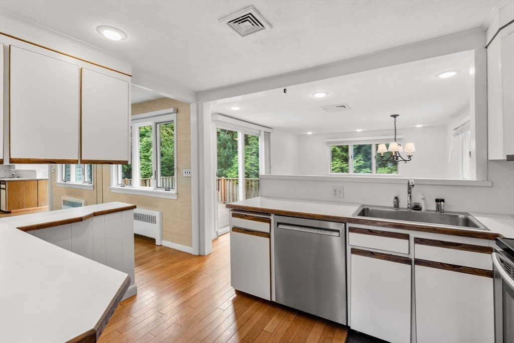 25 Countryside Lane Marblehead, MA 01945 - Photo 13 of 41