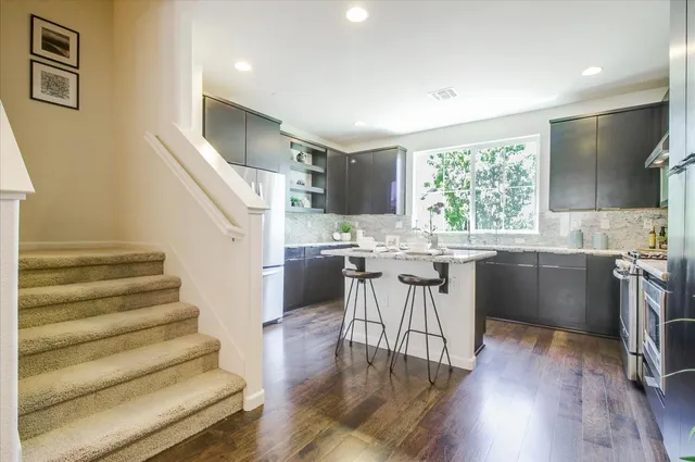 $4,200 | 890 White Moonstone Loop, San Jose, CA 95123