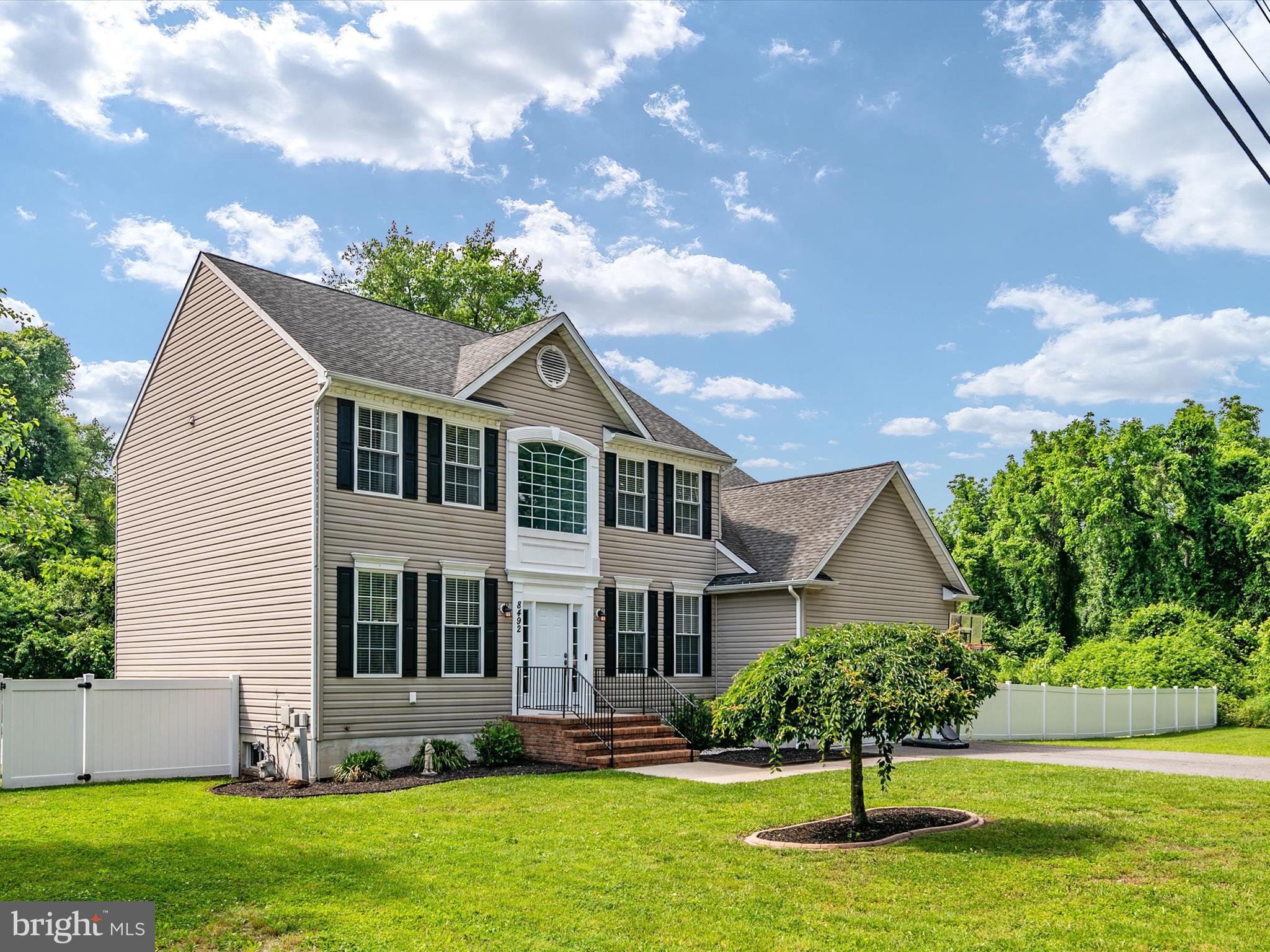 8492 Bussenius Road Pasadena, MD 21122 - Photo 2 of 45