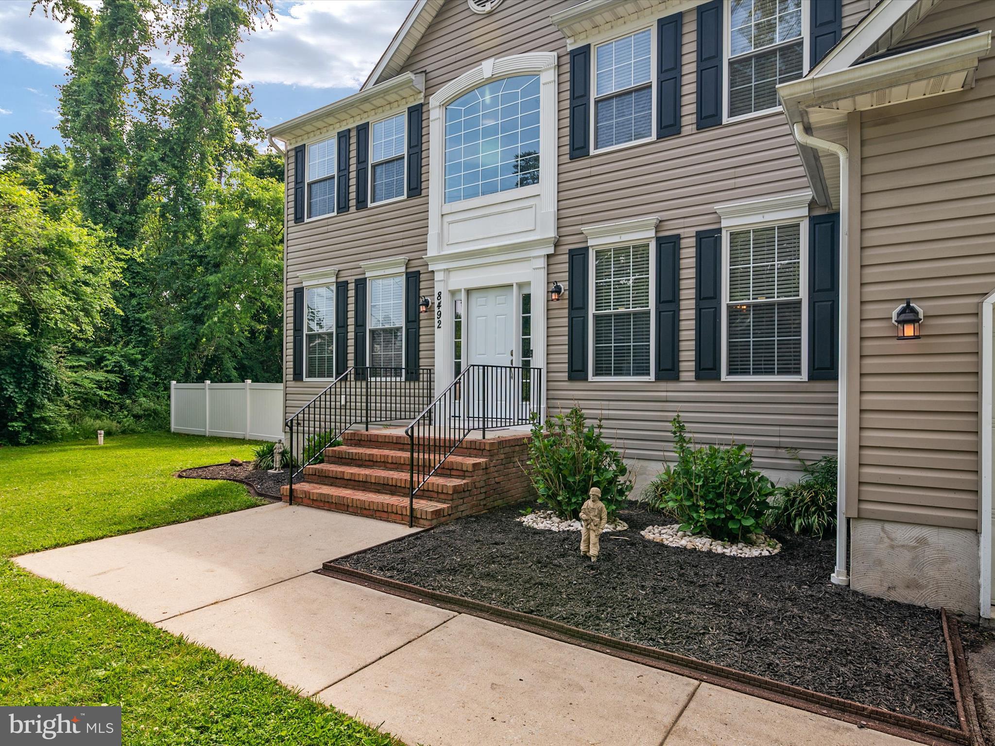 8492 Bussenius Road Pasadena, MD 21122 - Photo 3 of 45