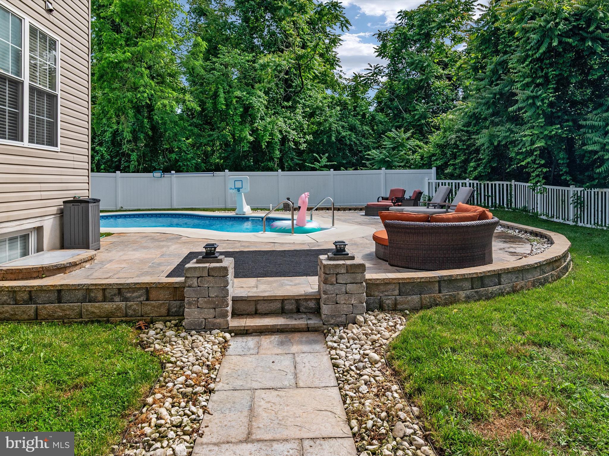 8492 Bussenius Road Pasadena, MD 21122 - Photo 38 of 45