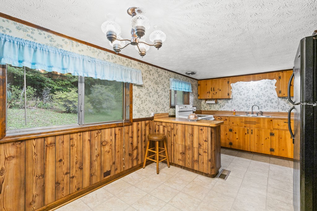 514 Ash Loop Road Blue Ridge, GA 30513 - Photo 12 of 24