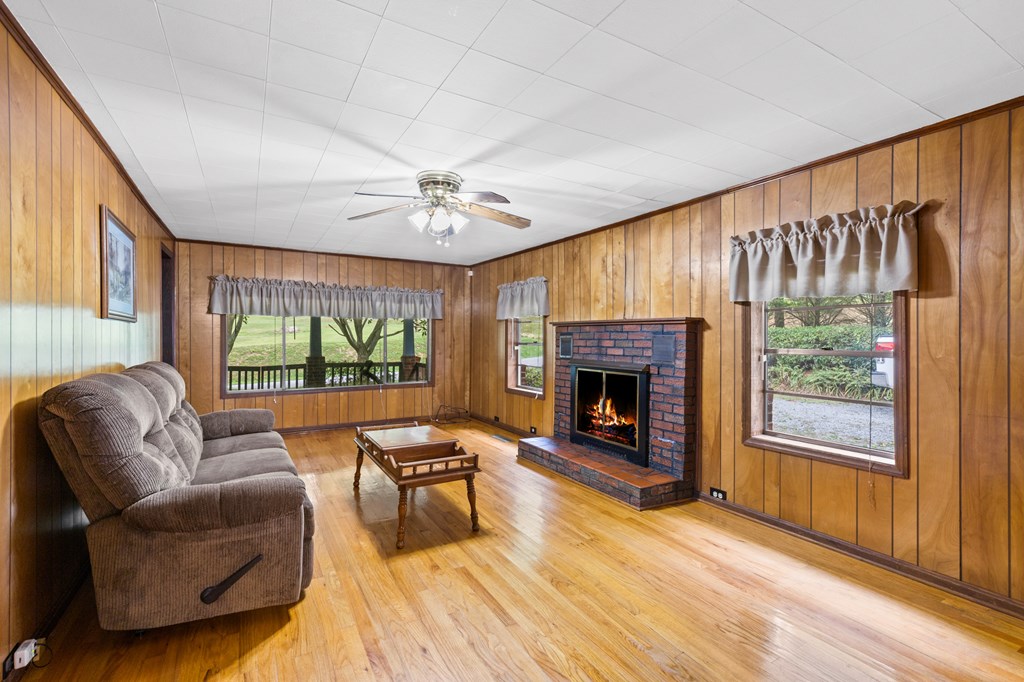 514 Ash Loop Road Blue Ridge, GA 30513 - Photo 8 of 24