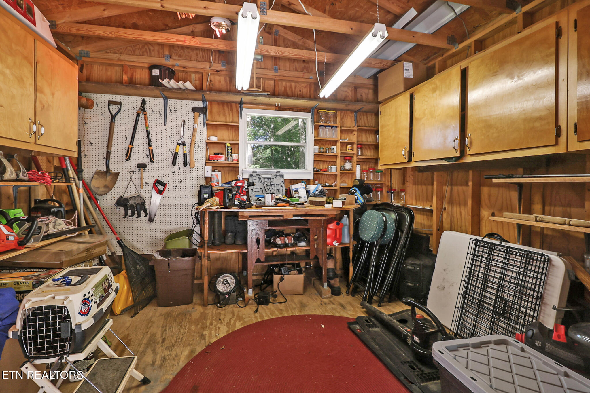 101 Duncan Hinds Road Jamestown, TN 38556 - Photo 17 of 59 Inside Workshop
