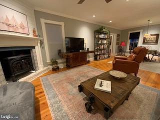 1109 Locust Street Cambridge, MD 21613 - Photo 27 of 55 Living room view