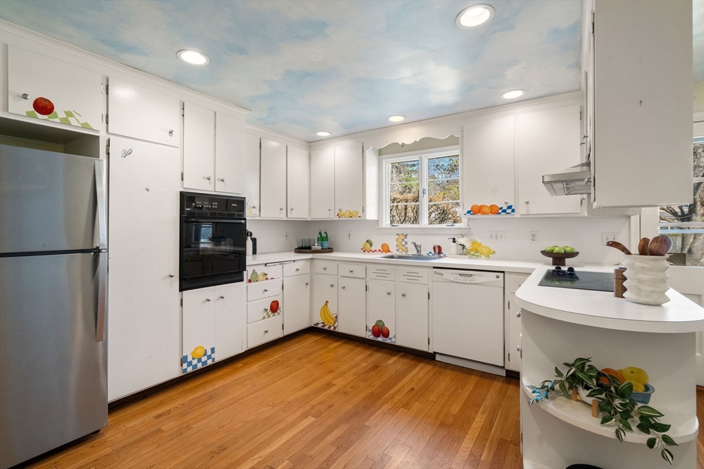 69 Karen Road Newton, MA 02468 - Photo 9 of 21