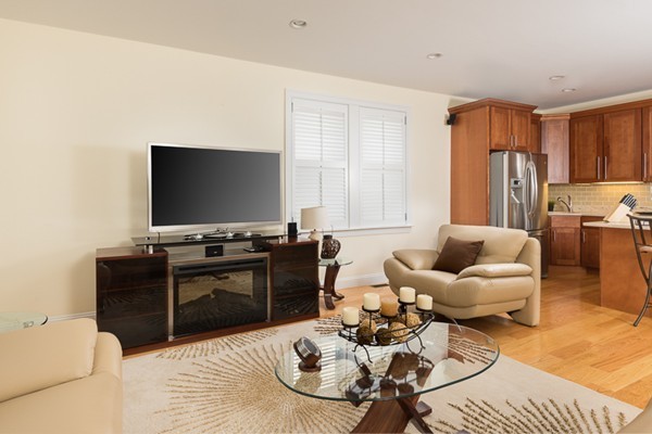 35 Coffey Street, Unit 1 Boston, MA 02122 - Photo 2 of 22