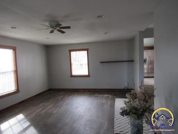$149,500 | 1707 Northwest Polk Street, Topeka, KS 66608
