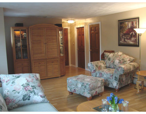 18 Sachem Road Peabody, MA 01960 - Photo 6 of 26 Gallery Image 6