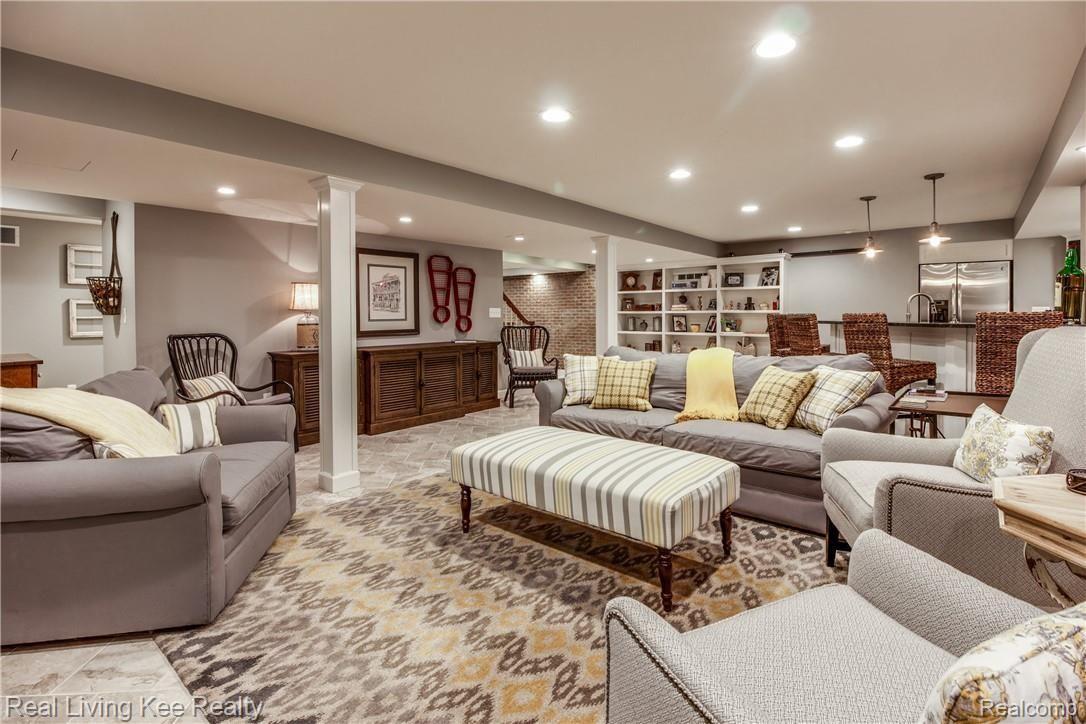 1734 Apple Ridge Court Rochester, MI 48306 - Photo 43 of 56 Interiors (67 of 78).jpg