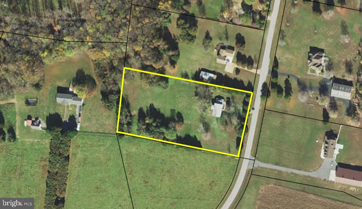 8475 Wedding Drive Welcome, MD 20693 - Photo 3 of 48 a bathroom with a shower