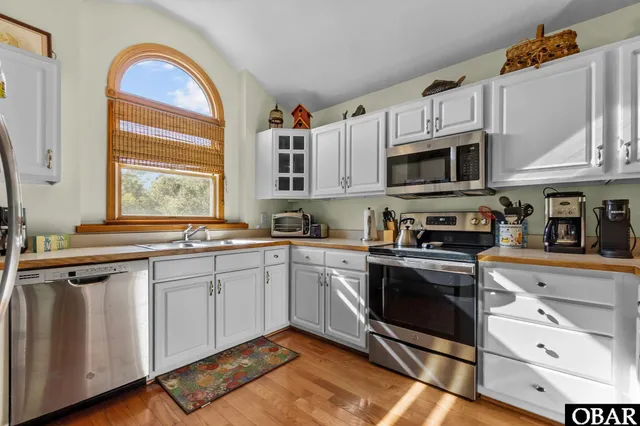 $775,000 | 290 Sea Oats Trail, Southern Shores, NC 27949