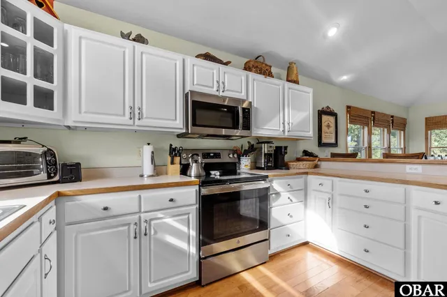 $775,000 | 290 Sea Oats Trail, Southern Shores, NC 27949
