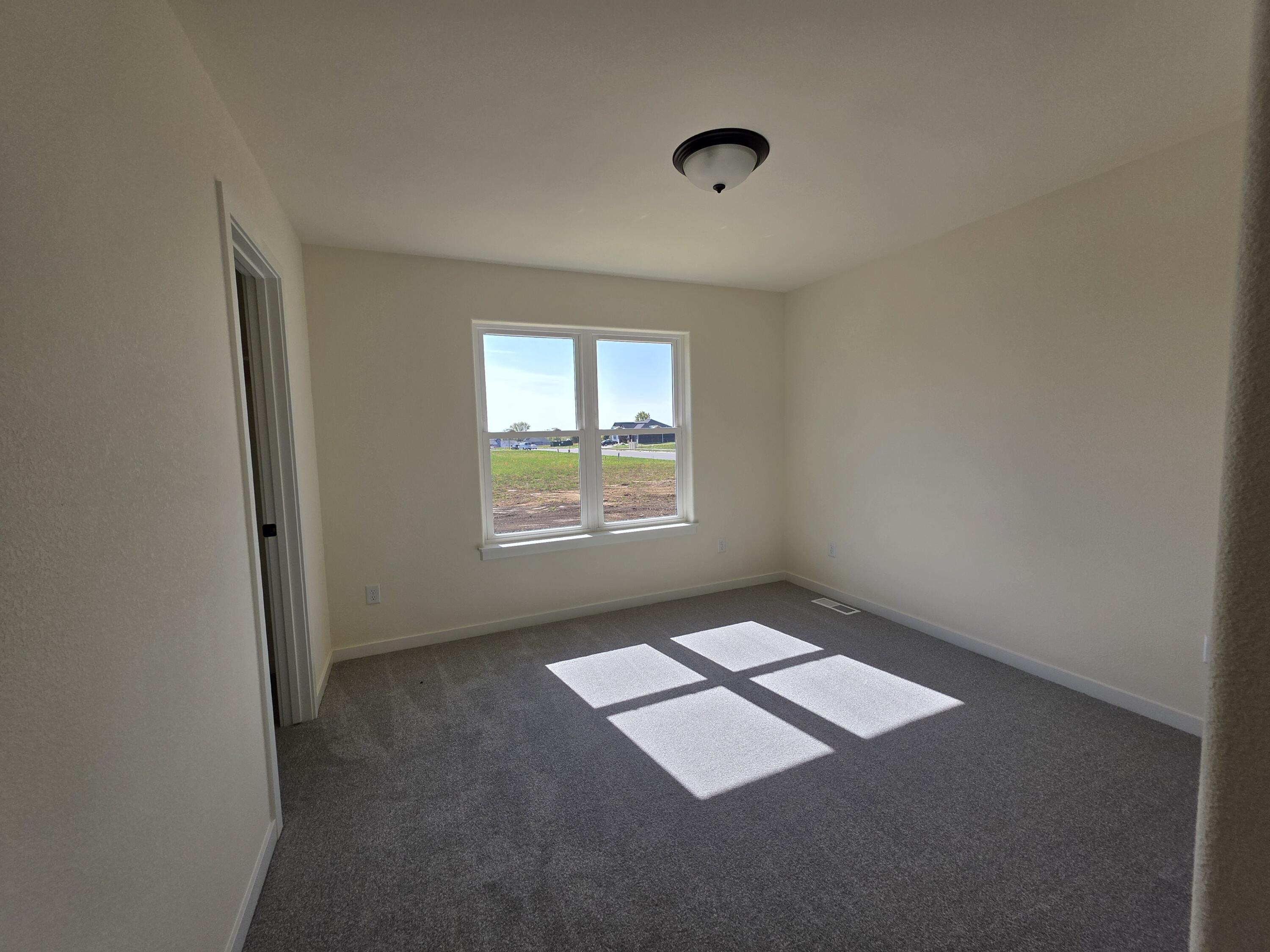 512 Golf Drive Jefferson, WI 53549 - Photo 24 of 30 20251002_123640