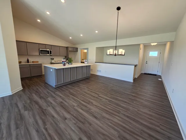 $389,900 | 512 Golf Drive, Jefferson, WI 53549