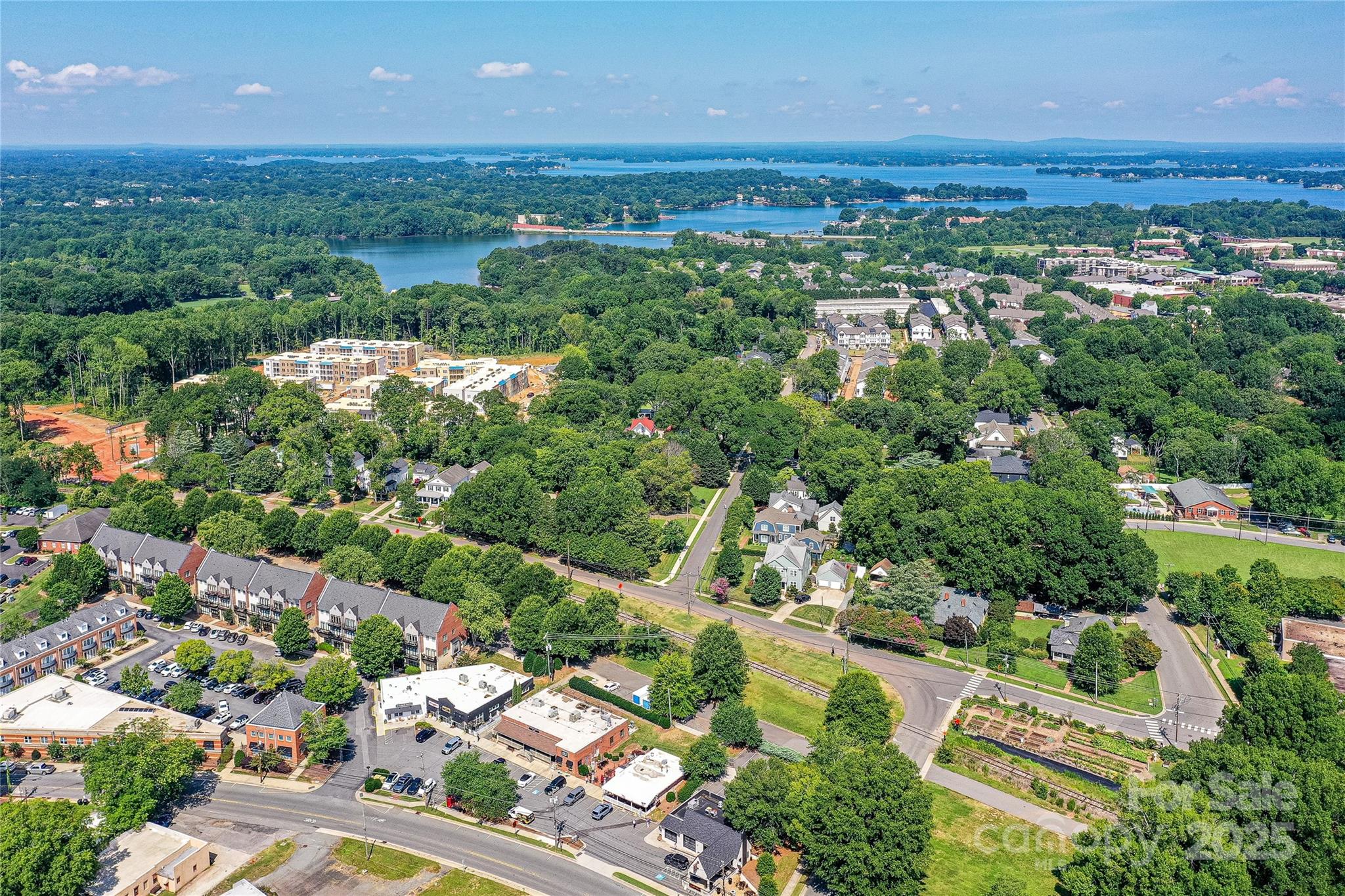 504 Potts Street Davidson, NC 28036 - Photo 24 of 34 an aerial view of multiple house