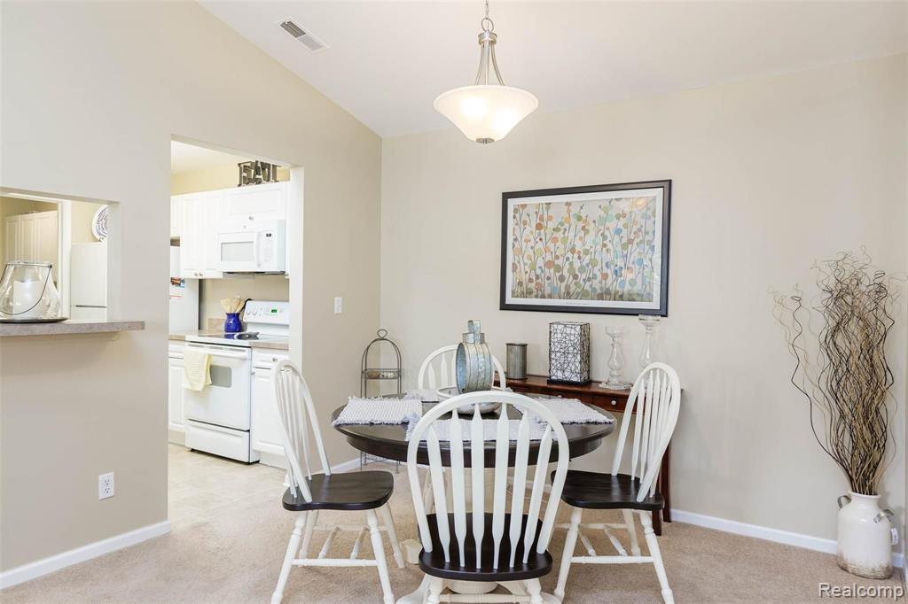 3370 Tremonte Circle, Unit 185 Rochester, MI 48306 - Photo 11 of 33