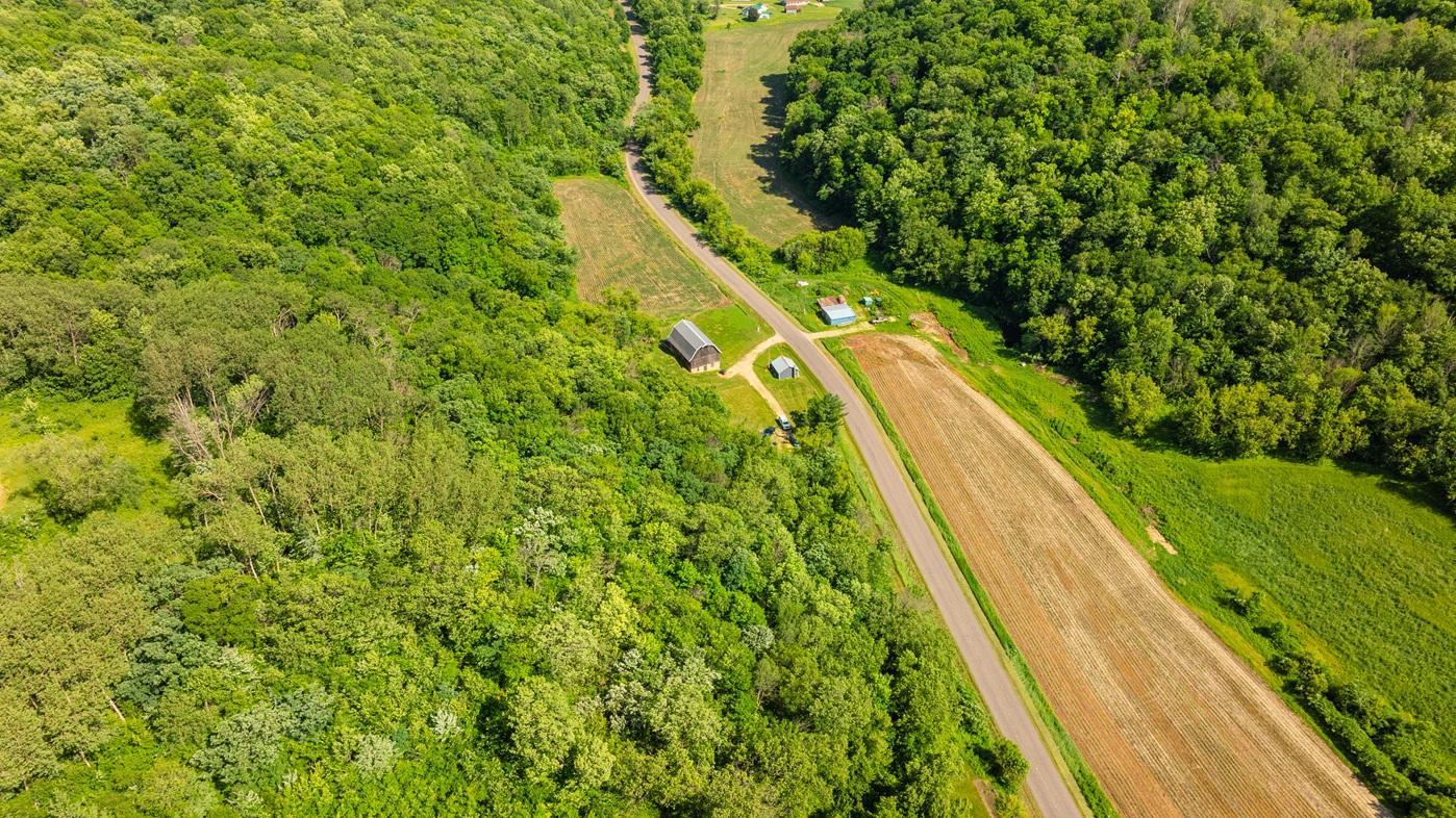 W9204 Big Coulee Road Arkansaw, WI 54721 - Photo 5 of 21