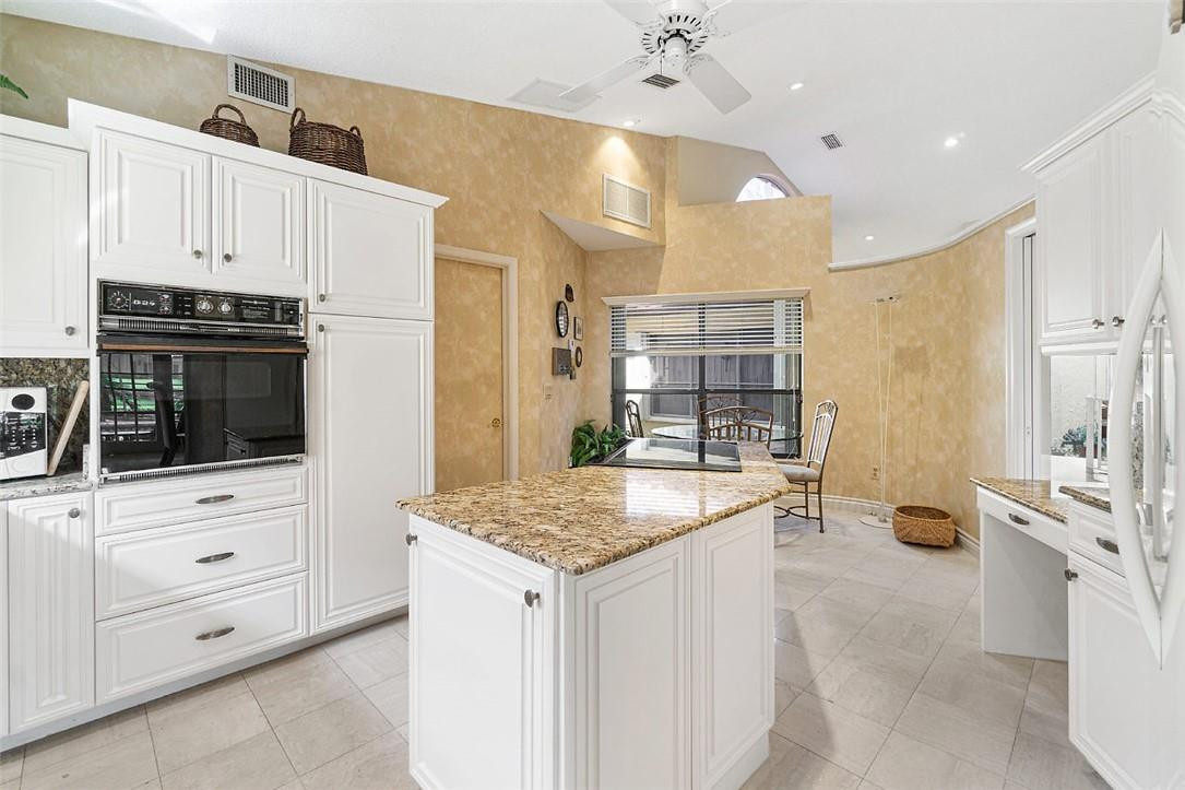 22595 Esplanada Circle Boca Raton, FL 33433 - Photo 14 of 35 Photo 14