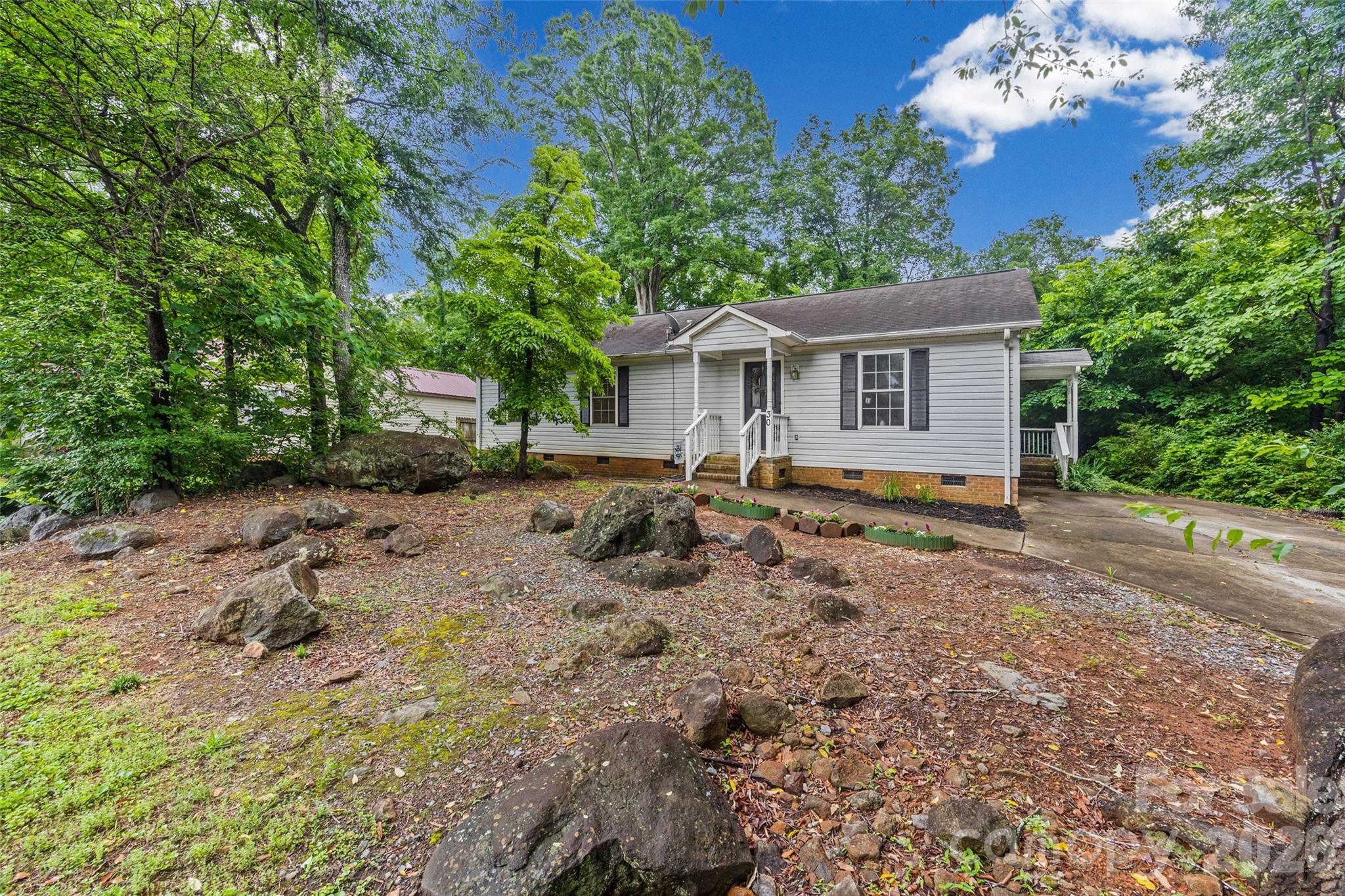 30 7th Street York, SC 29745 - Photo 2 of 29 a view of a house with a backyard
