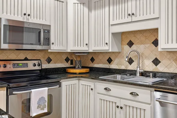 $649,615 | 9 Rivoli Lane, Greenville, SC 29615