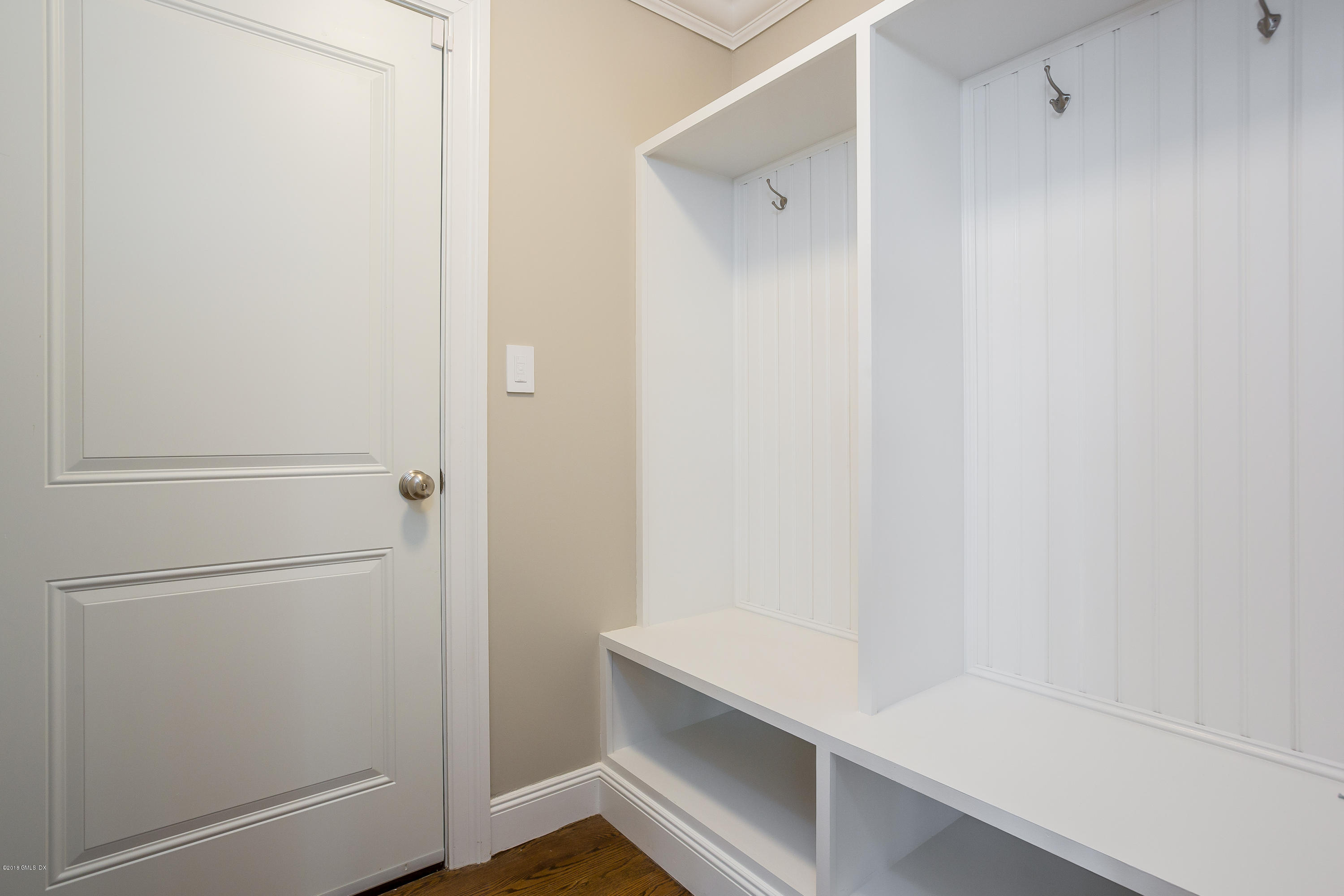 41 Terrace Avenue Riverside, CT 06878 - Photo 12 of 29 mud room