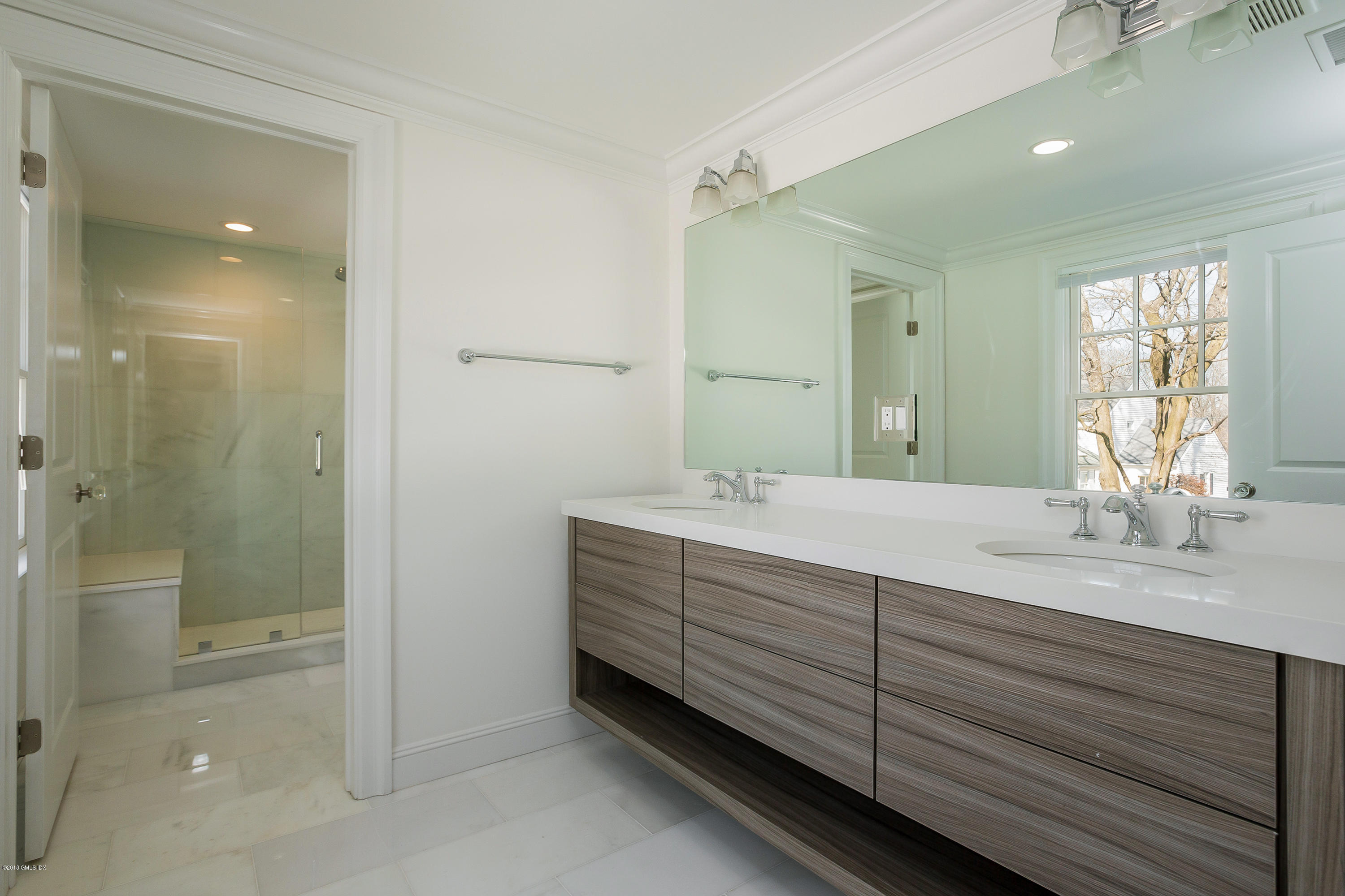 41 Terrace Avenue Riverside, CT 06878 - Photo 18 of 29 master bath