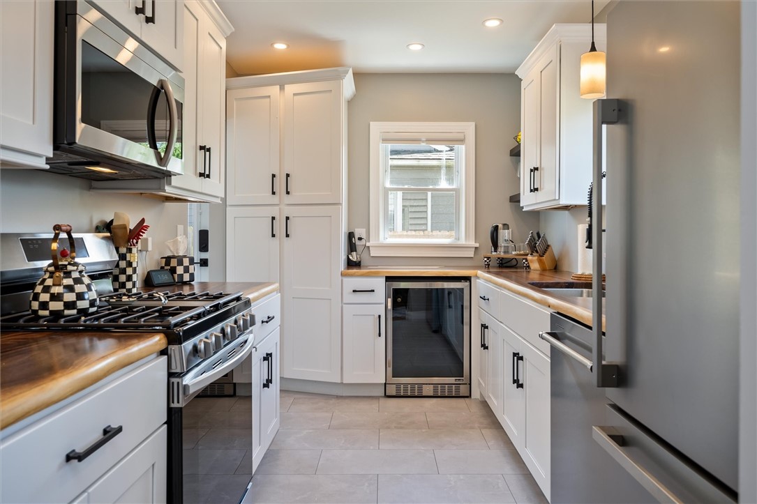 69 Almay Road Greece, NY 14616 - Photo 13 of 36