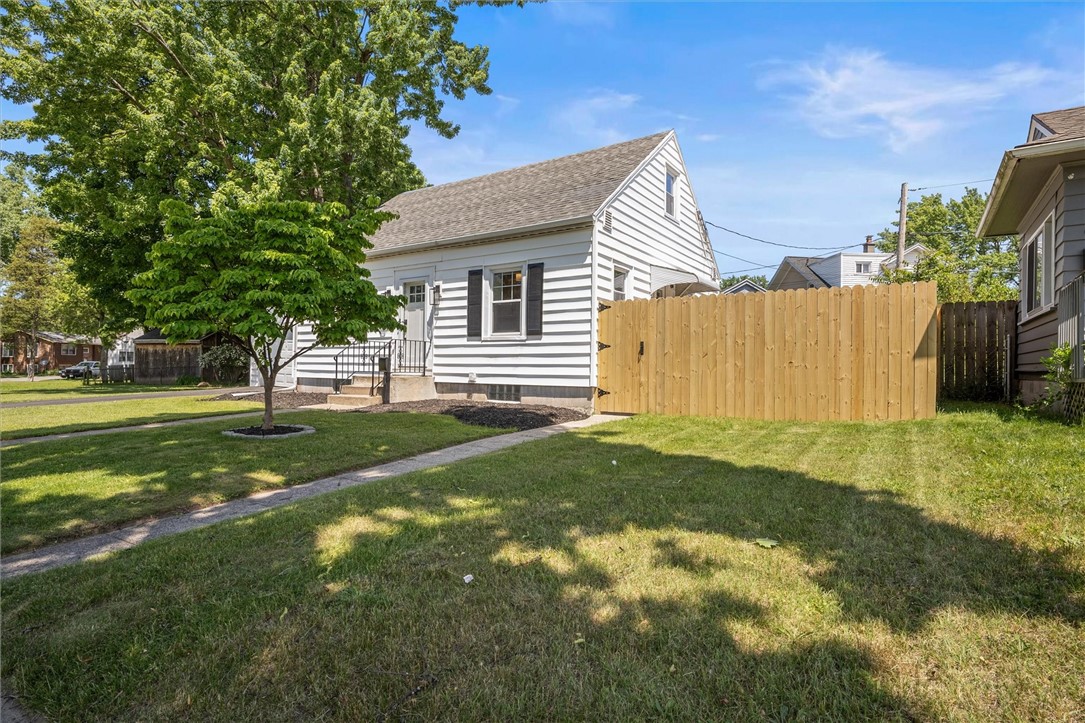 69 Almay Road Greece, NY 14616 - Photo 3 of 36