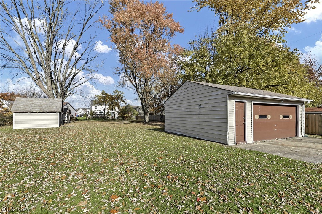 18430 Sheldon Road Brook Park, OH 44142 - Photo 2 of 26 Gallery Image 2