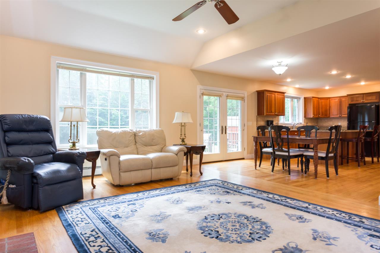 73 Raymond Road Deerfield, NH 03037 - Photo 12 of 40