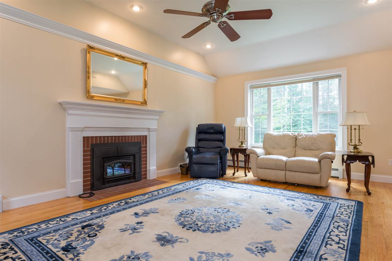 73 Raymond Road Deerfield, NH 03037 - Photo 13 of 40