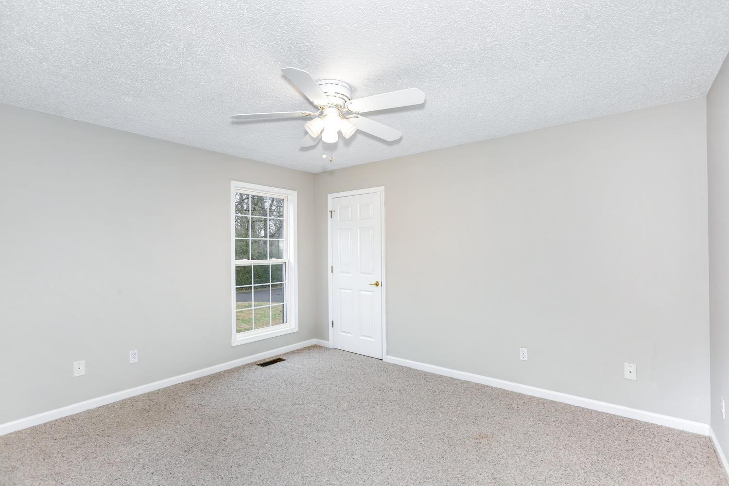 28850 Dorning Road Toney, AL 35773 - Photo 12 of 30
