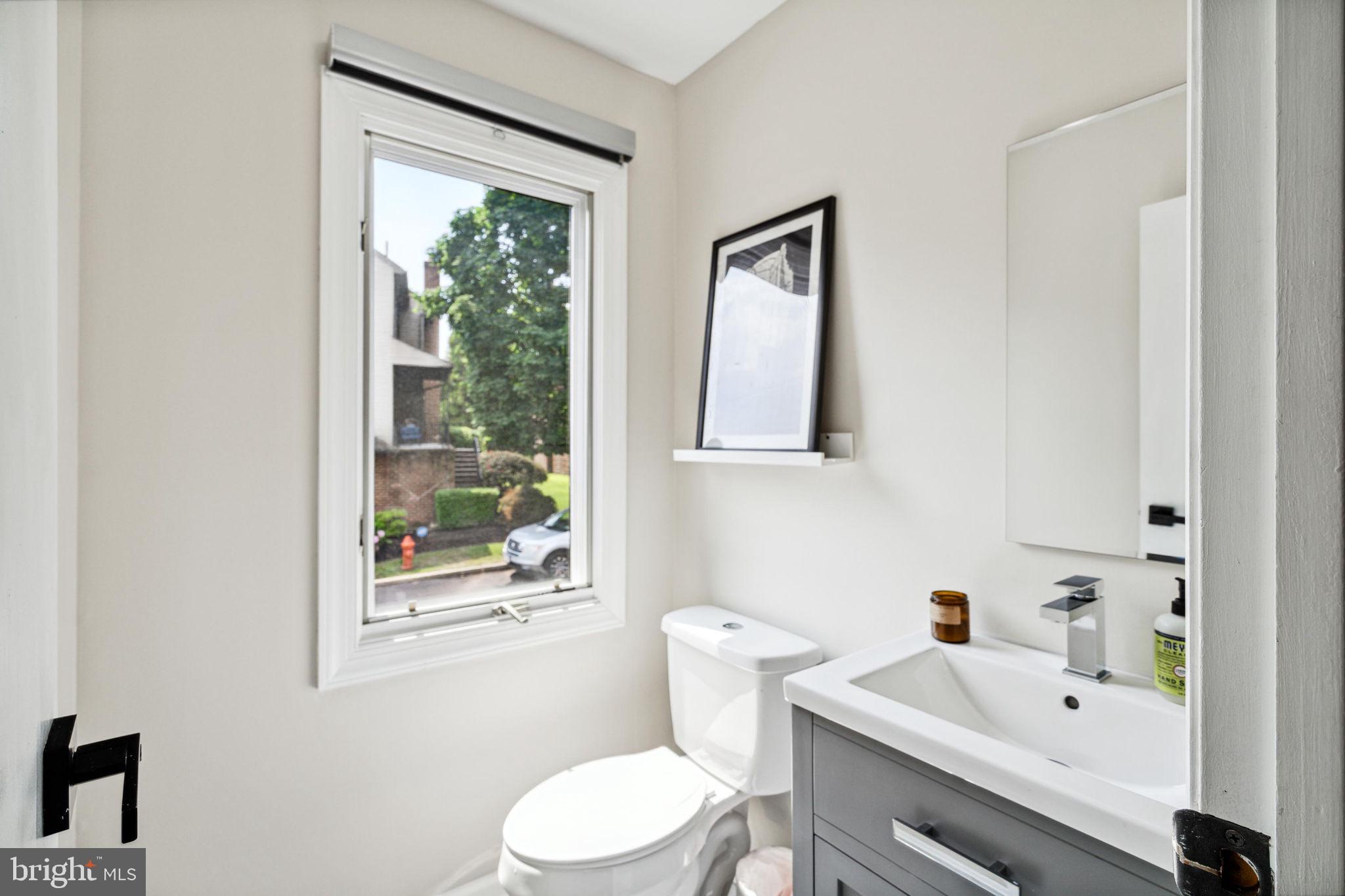 8816 Ridge Avenue, Unit 22 Philadelphia, PA 19128 - Photo 16 of 53