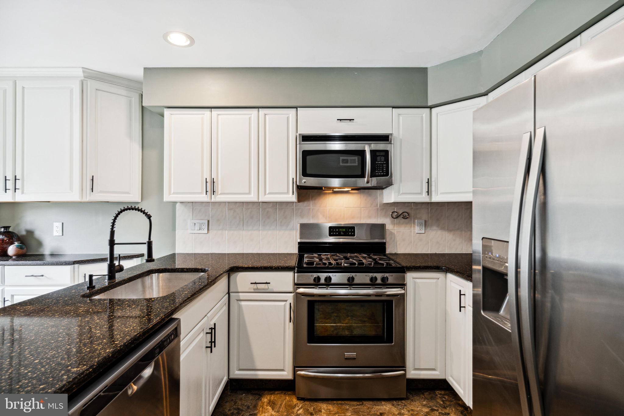 8816 Ridge Avenue, Unit 22 Philadelphia, PA 19128 - Photo 18 of 53