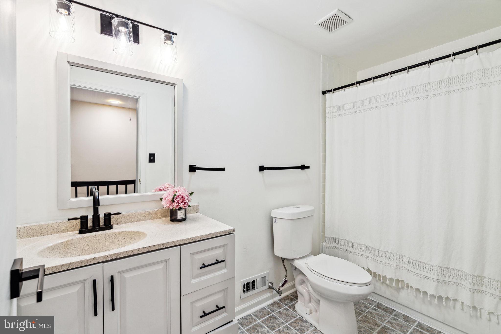 8816 Ridge Avenue, Unit 22 Philadelphia, PA 19128 - Photo 37 of 53