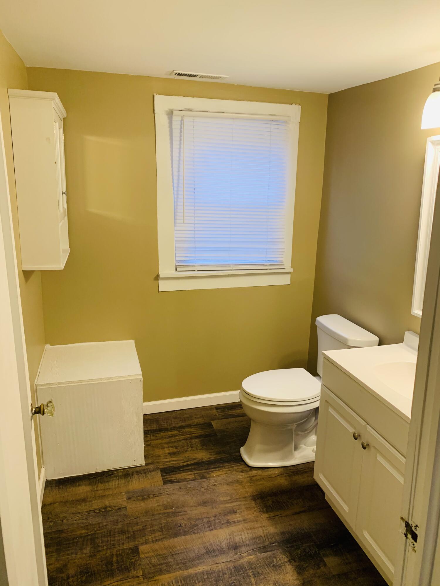 2720 Linden Road Kingsport, TN 37664 - Photo 14 of 29 AB32D60E-CE31-48B0-B012-FD44A5B13831