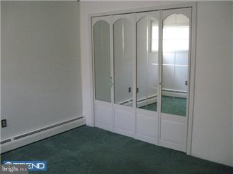 21 Inwood Road Levittown, PA 19057 - Photo 7 of 12 Bedroom